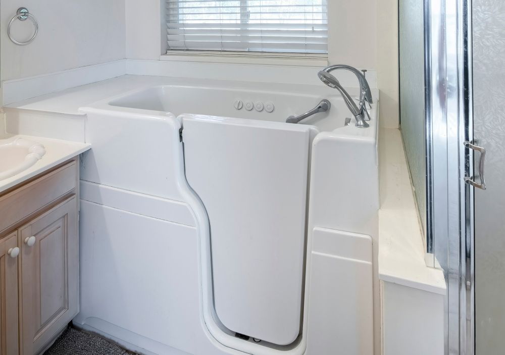 ADA Compliant Bathtub
